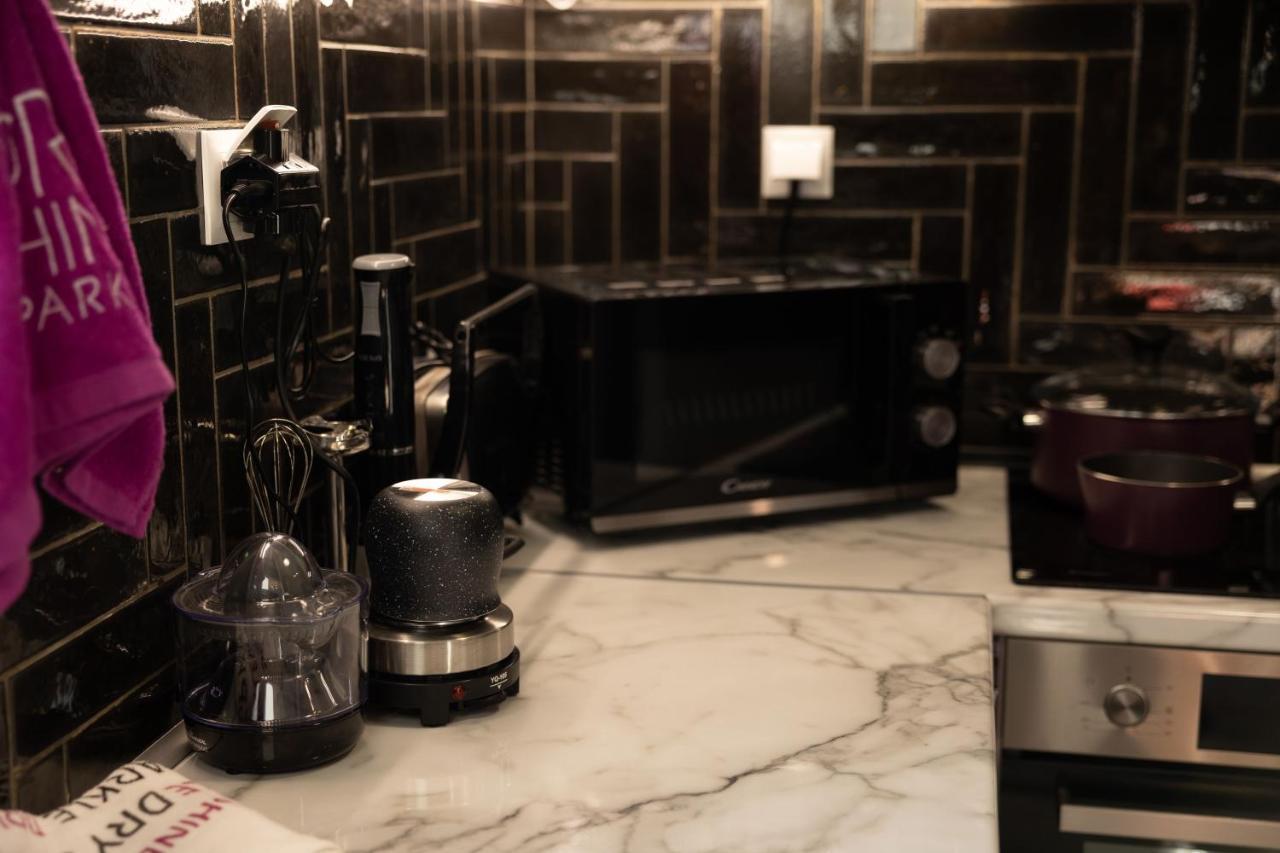 "Elegance" Central Luxury Apartment פיראוס מראה חיצוני תמונה