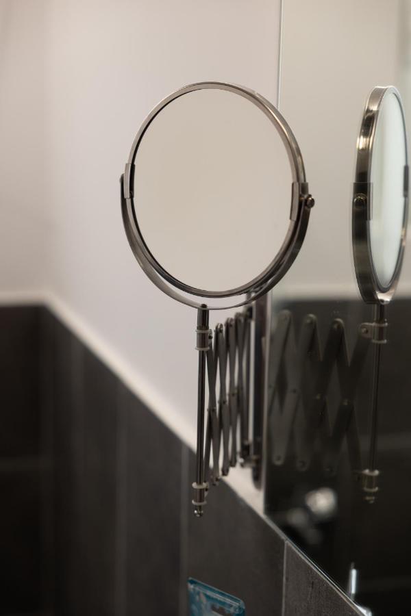 "Elegance" Central Luxury Apartment פיראוס מראה חיצוני תמונה
