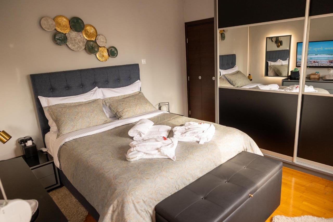 "Elegance" Central Luxury Apartment פיראוס מראה חיצוני תמונה